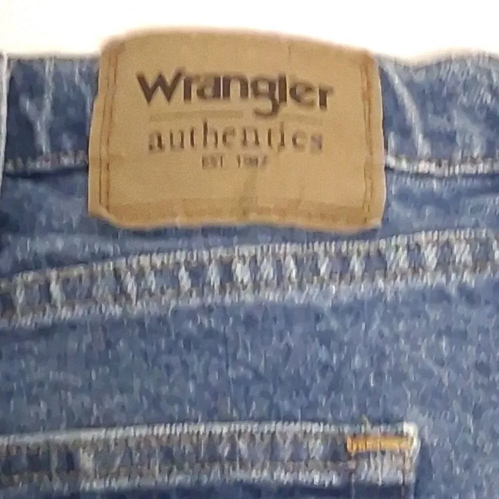 Sz 46 Wrangler Authentics Blue Denim Shorts Mens Raw Hem Heavyweight Cotton